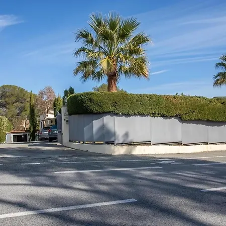 Jolie 60m2 - Proche Des Plages - 5 Min Centre Saint-Raphaël