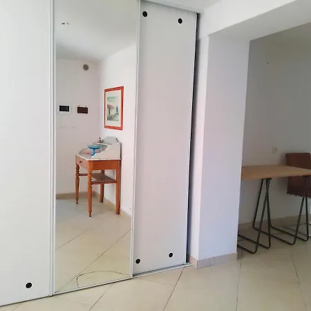 Jolie 60m2 - Proche Des Plages - 5 Min Centre Appartamento *